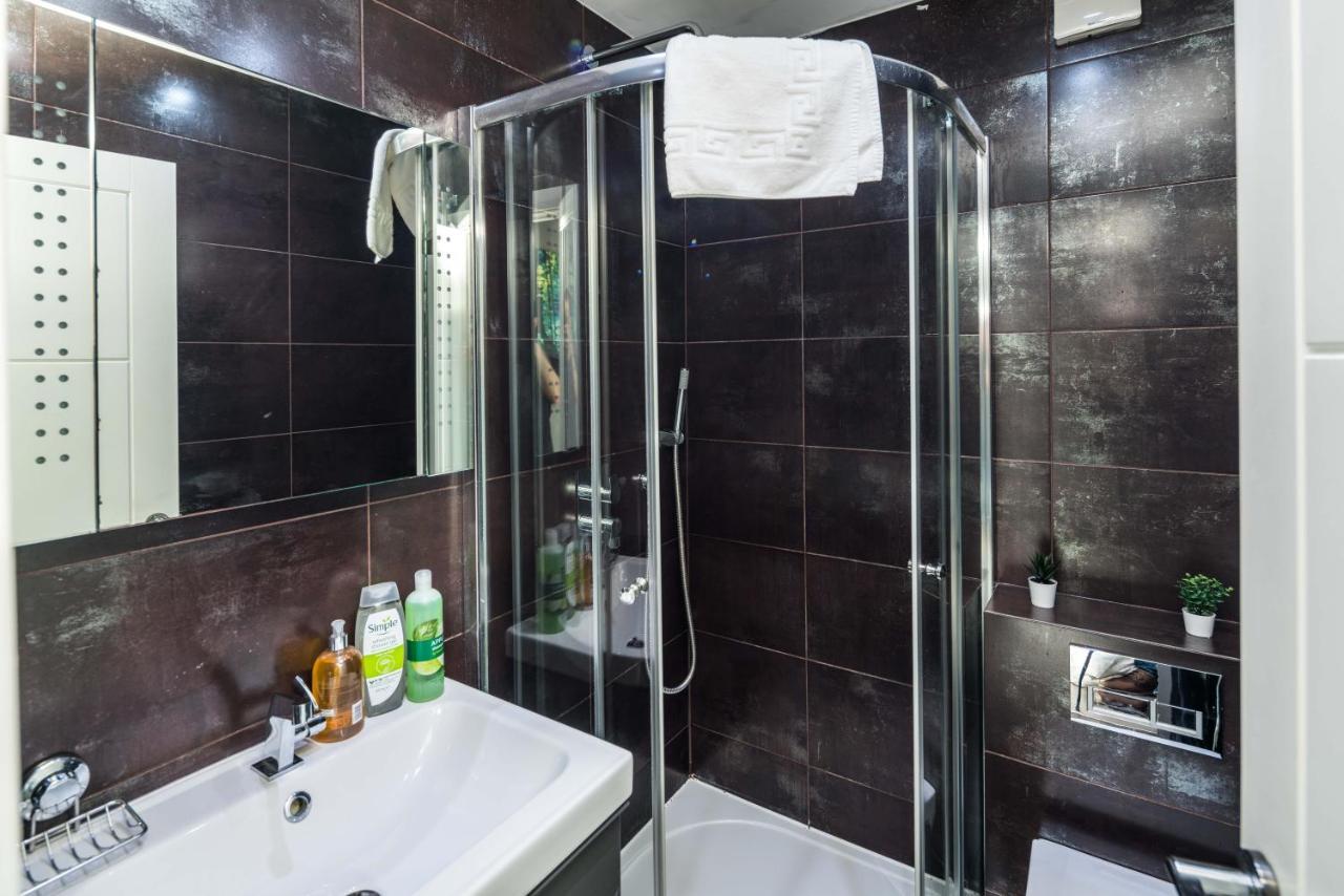 لندن Cumberland 4 Double Bedroom In Pimlico المظهر الخارجي الصورة